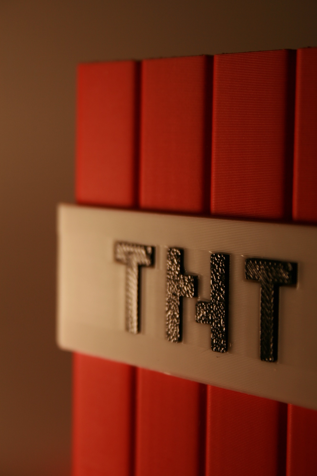 Декоративный объект TNT 12